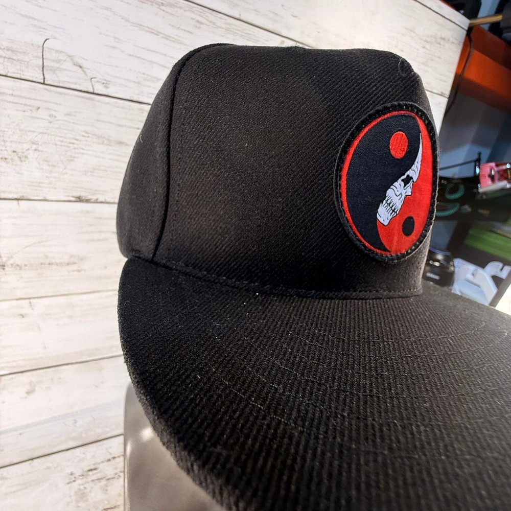 Lurking Class by Sketchy Tank Yin Yang Skull Snapback Hat Black Red Patch Cap